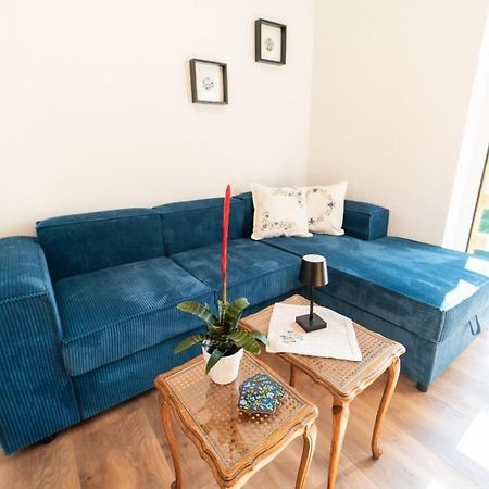 Cztery Pory Roku Apartment เยียเล ภายนอก รูปภาพ